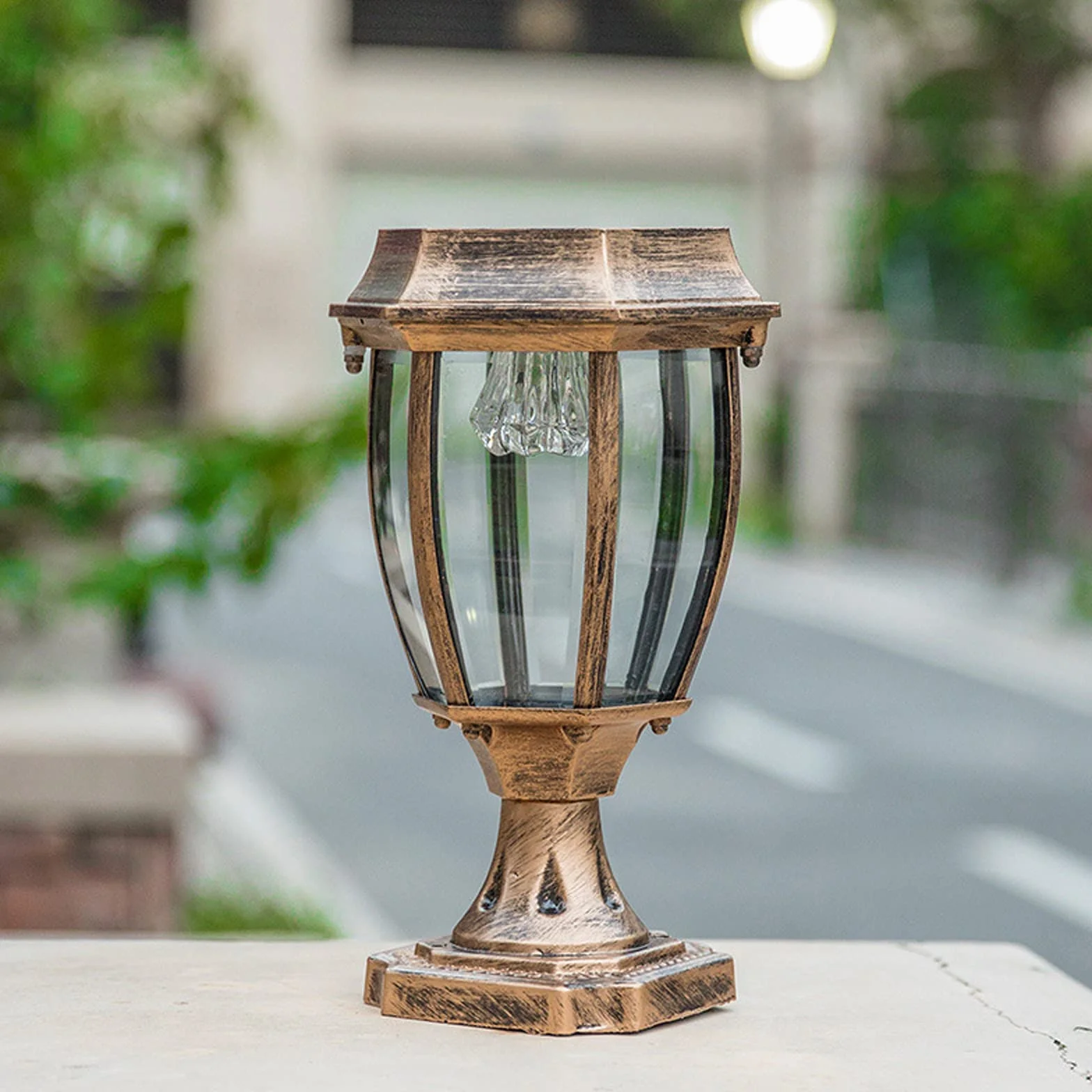 Lampe Solaire LED Extérieur IP65 Étanche Blanche Chaude Lampe Pilier Portail Lanterne Classique Jardin Cour Bronze
