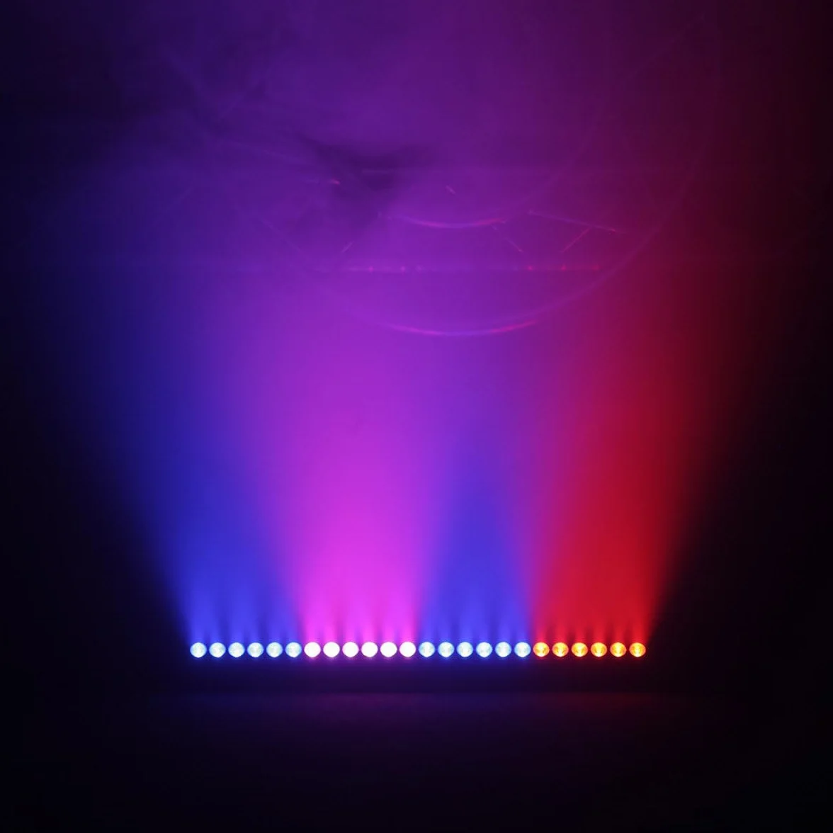 BoomToneDJ ColorPix Barre LED 24x3W RGB 1m Éclairage Scène Noir Wash Blinder DMX