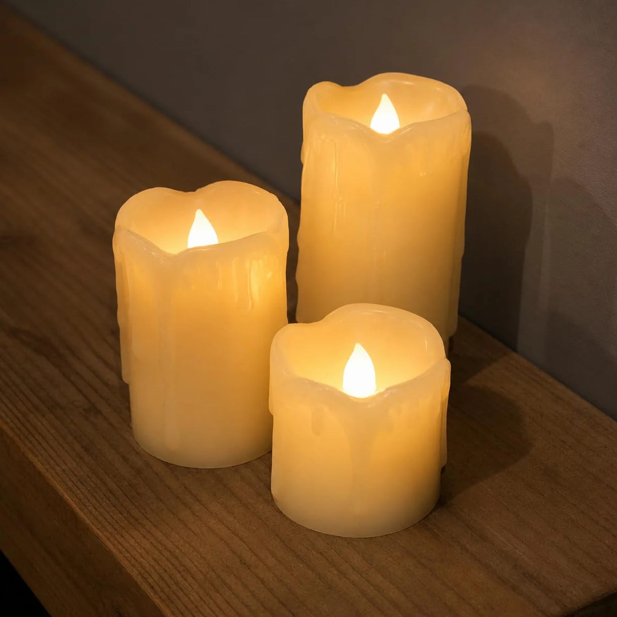 Festive Lights Lot de 3 Bougies LED Effet Flamme Vacillante Cire Effet Fondu Pilier