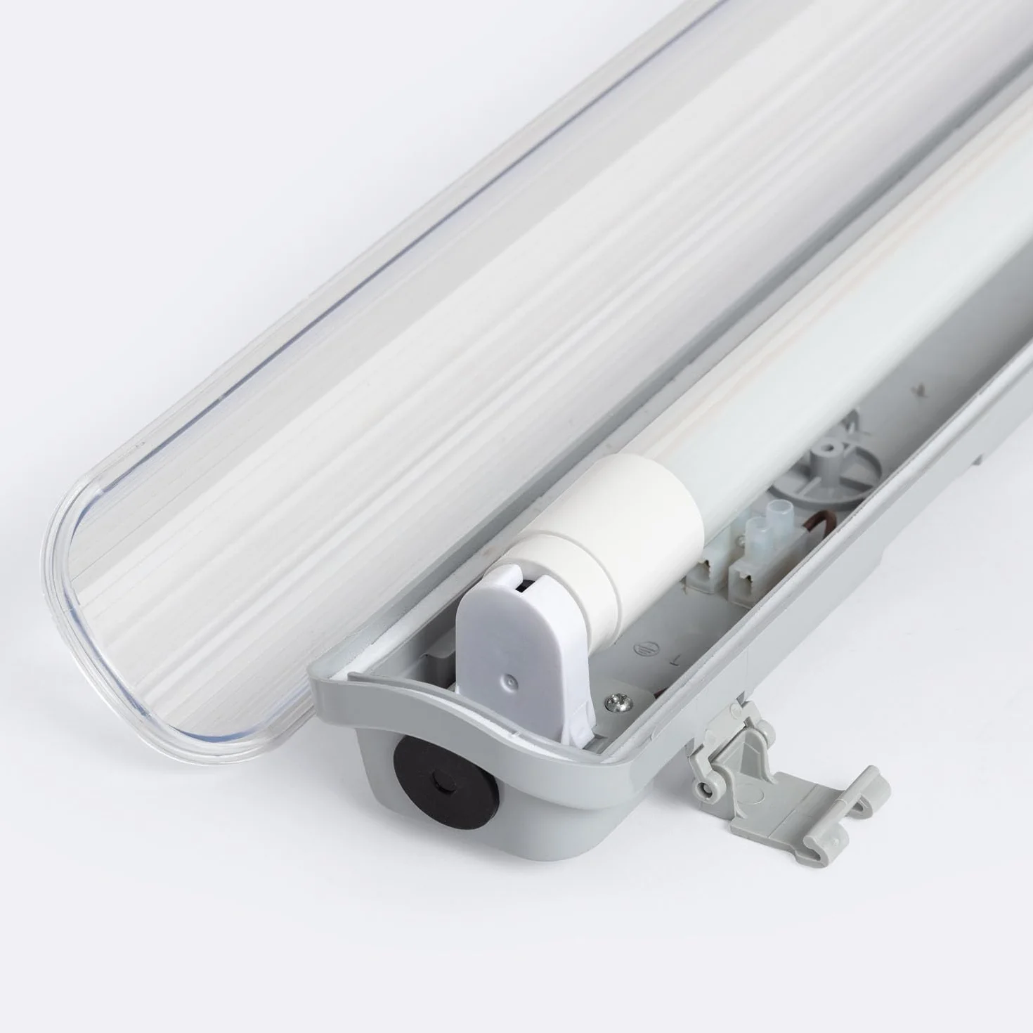 LEDKIA LIGHTING Réglette Étanche 150cm IP65 22W 140lm/W 4000K Blanc neutre G13