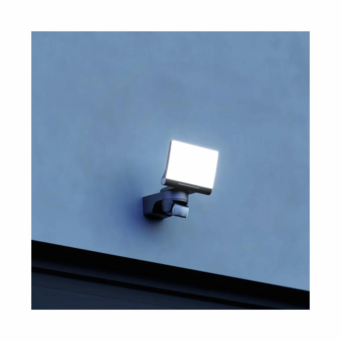 Steinel XLED Home 2 S projecteur extérieur noir, orientable 180°, 13,7 W, détecteur de mouvement 180°, portée 10 m