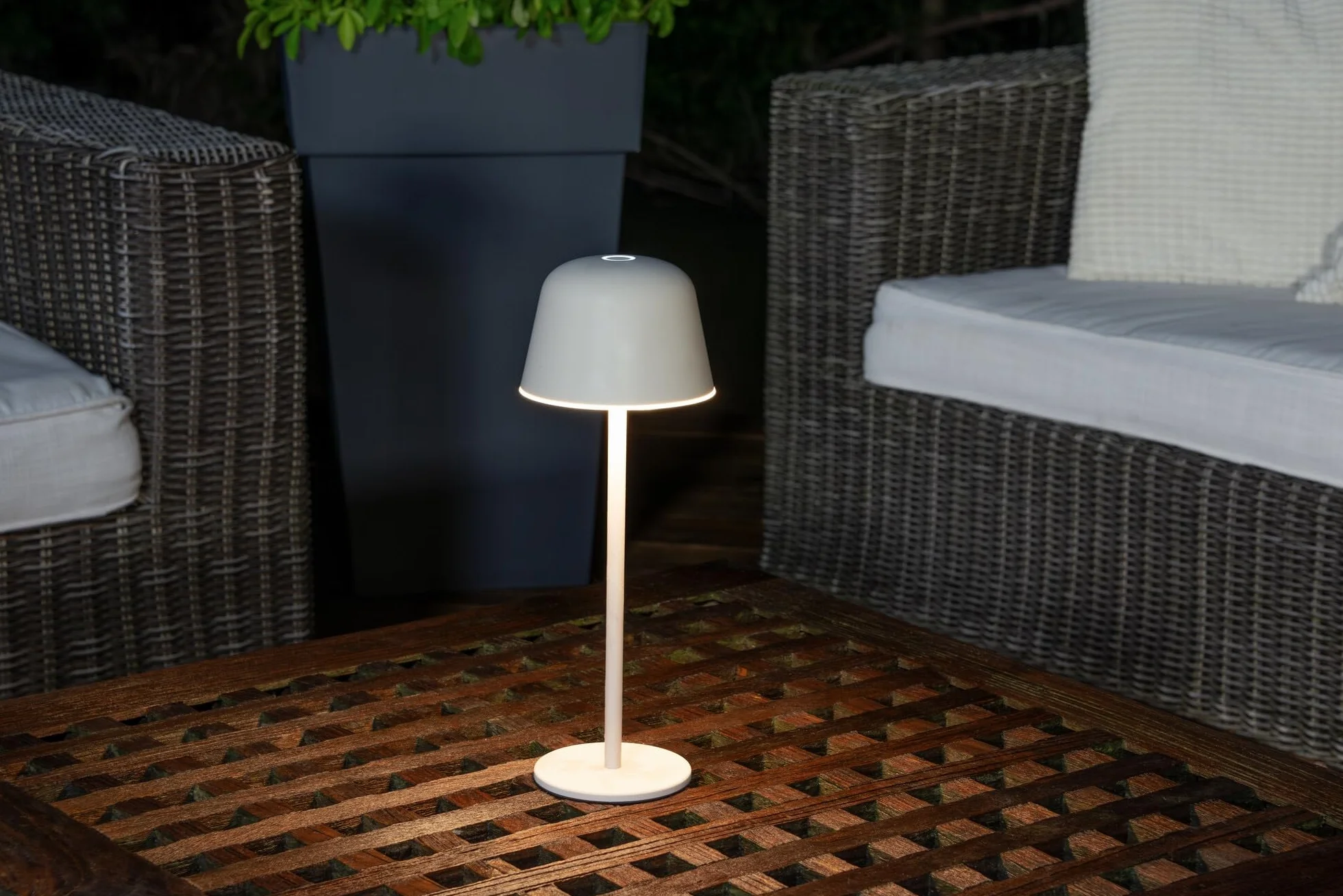 Osram ENDURA STYLE TABLE 2,5W 200lm IP54 lampe de table extérieur batterie rechargeable gradation continue