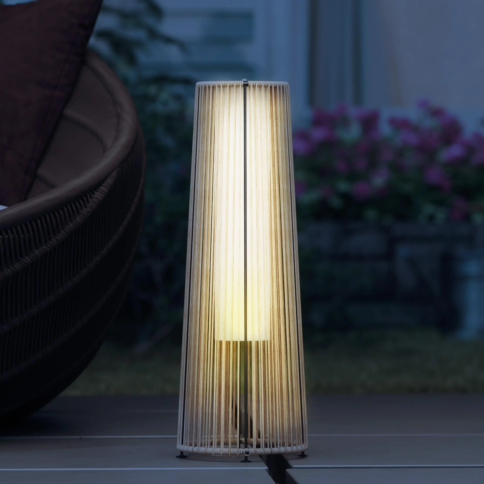 Outsunny Lampadaire LED de jardin style colonial résine tressée Ø 21,5 x 61 cm beige