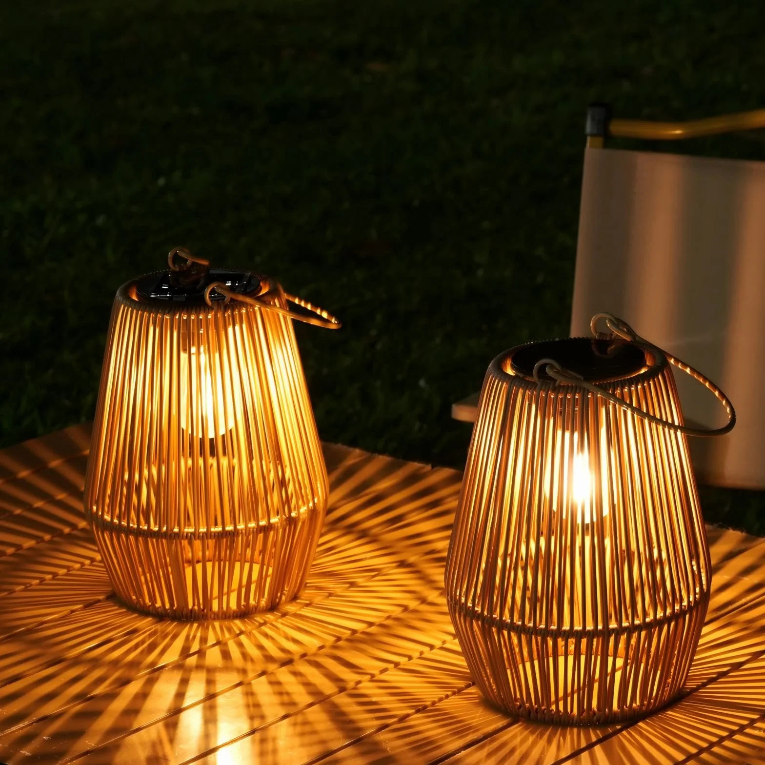 KagoLing Lanterne Solaire Exterieur Jardin IP65 Suspendre pour Noël Halloween Balcon