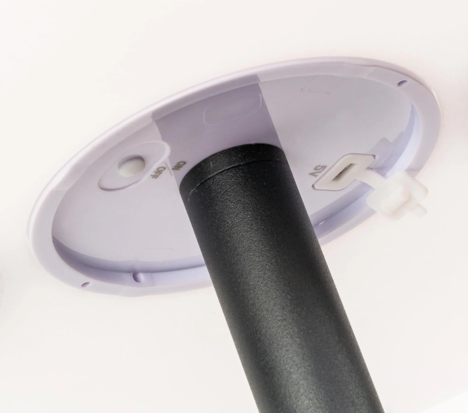 SCHWAIGER Lampe solaire d'extérieur avec haut-parleur Bluetooth IP44 1,5m