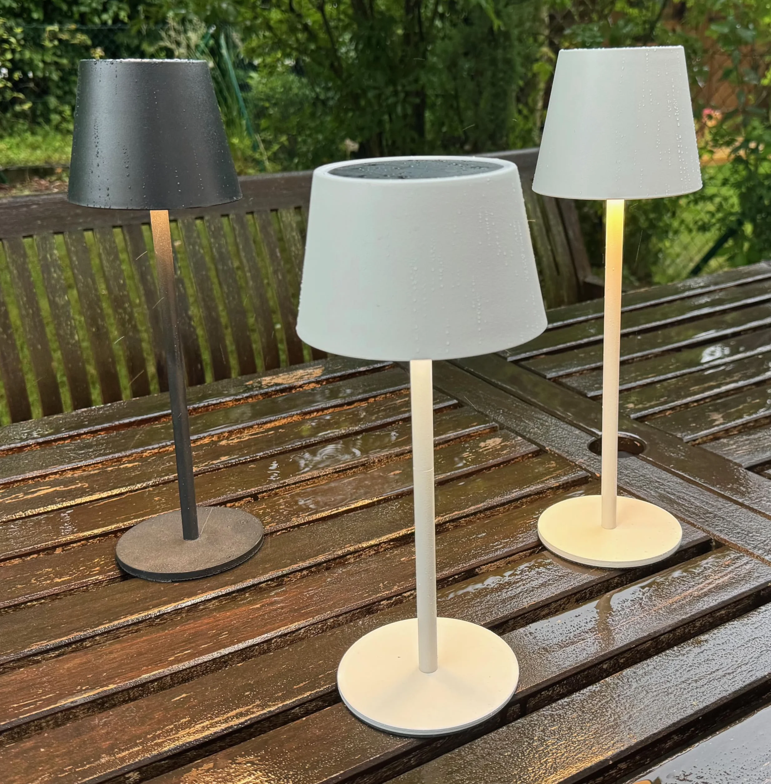 Lampe de Table Solaire Sans Fil Rechargeable Dimmable 3000-5000K IRC 90 2600mAh Noir