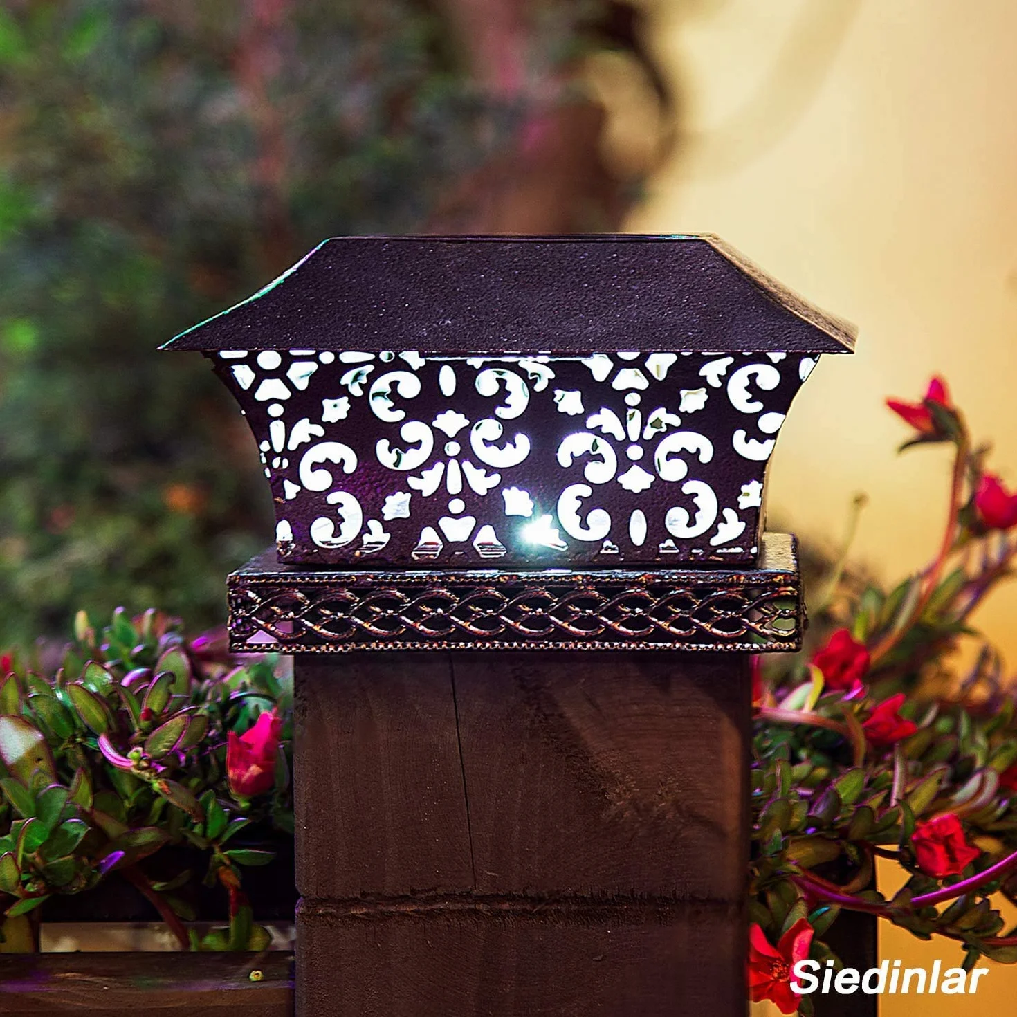 Lampe Solaire Exterieur Jardin Lumières LED Blanc Froid Etanche pour Poteau en Bois Lot de 2