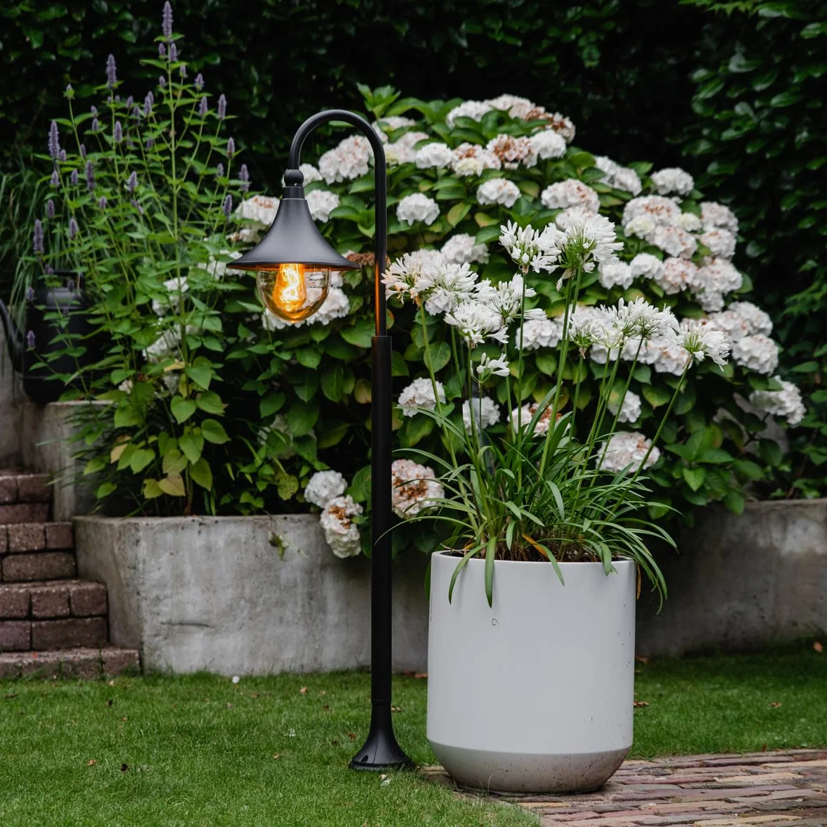QAZQA Daphne Lampe sur pied extérieur 1 lumière Noir 36.5 cm
