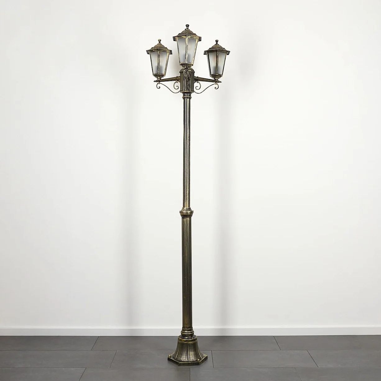 Lampadaire Loria métal verre doré marron verre dépoli antique vintage jardin terrasse 200 cm 3x E27 IP44