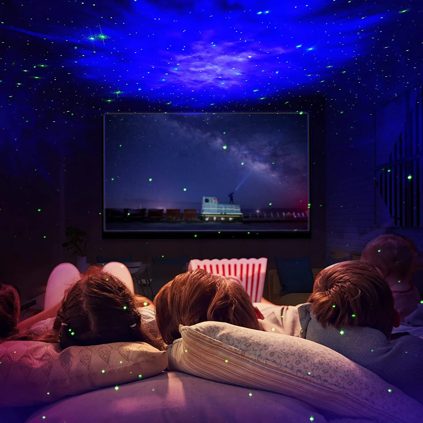 SFOUR Proiettore a LED effetto cielo stellato Astronauta lampada notturna per bambini adulti feste casa (WHITE)