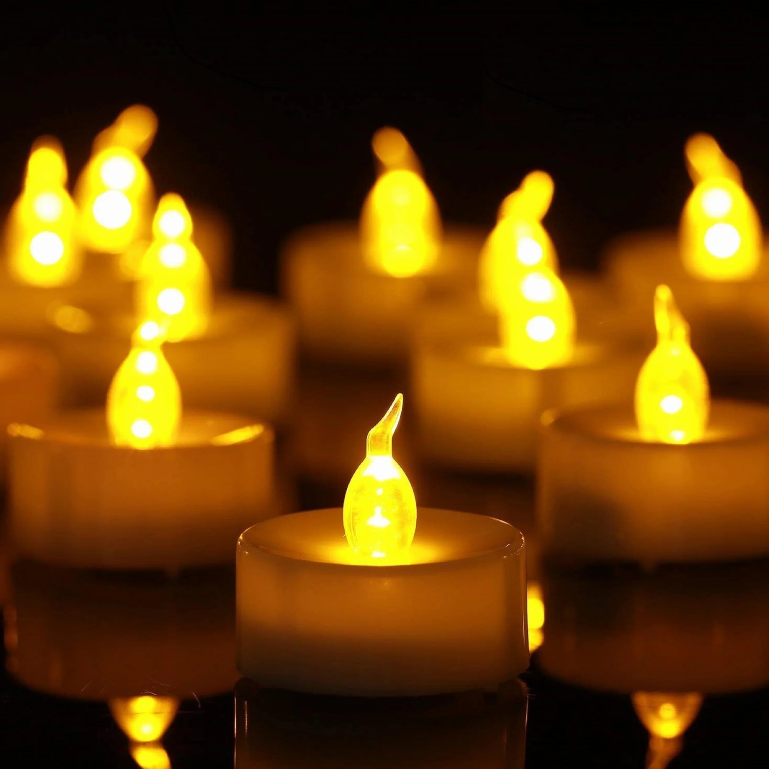 Bougies chauffe-plat LED Lot de 24 Piles CR2032 Incluses Flamme Réaliste 100+ Heures Sans Feu Lumière Jaune Chaude