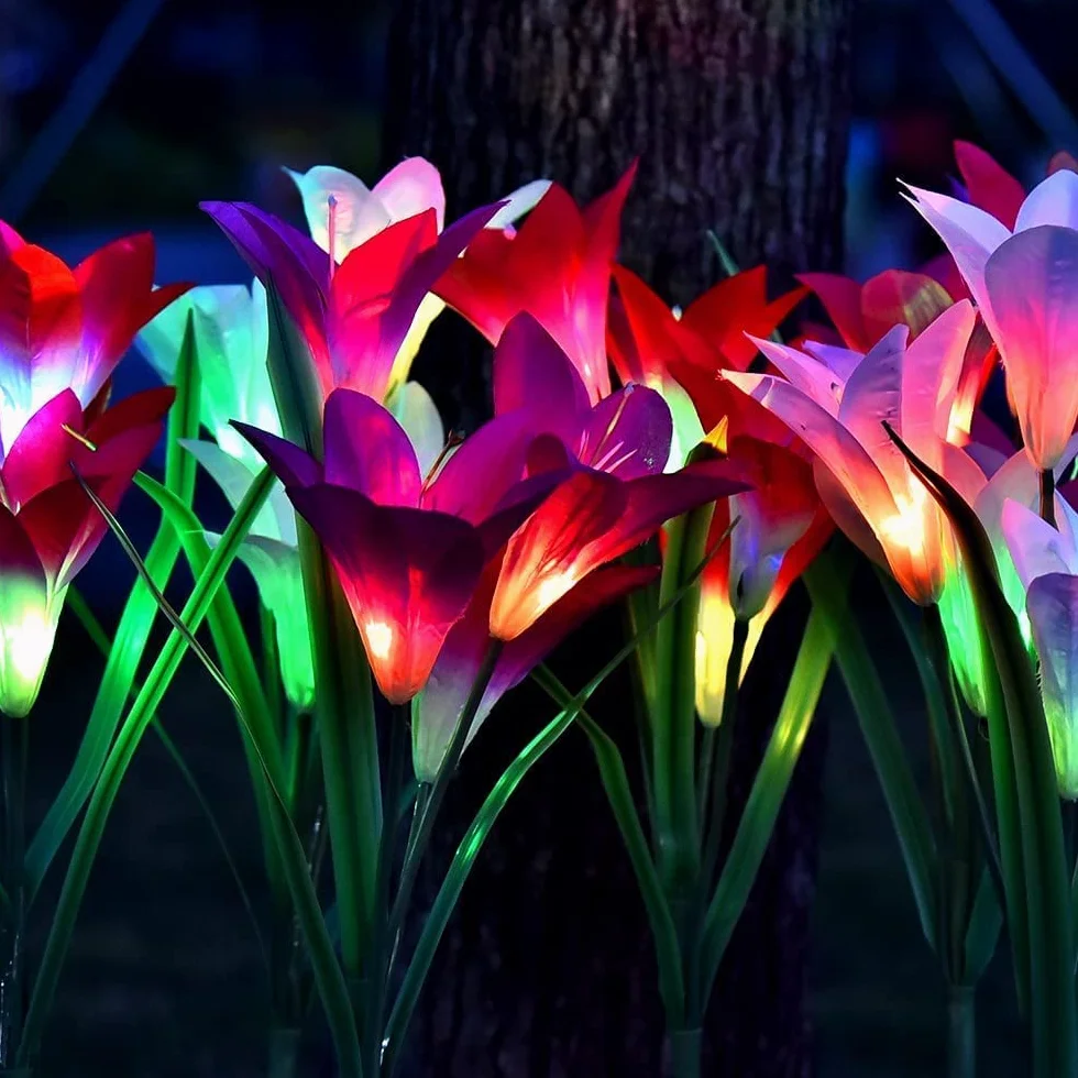 SOLARBABY lampes solaires extérieur jardin IP65 étanche Lot de 4 fleurs lys couleurs changeantes