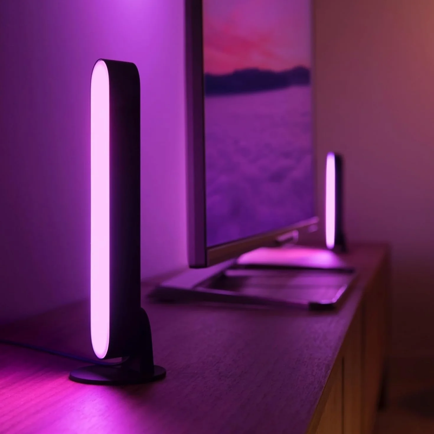 Philips Hue Play Extension Noir White Color Ambiance Works with Alexa Google Assistant Apple Homekit