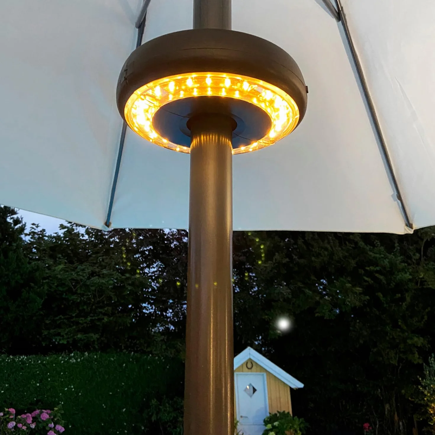 Lampe pour Parasol à LED HOME It – Lumière extérieure ambiance chaude – Éclairage de jardin solaire à piles