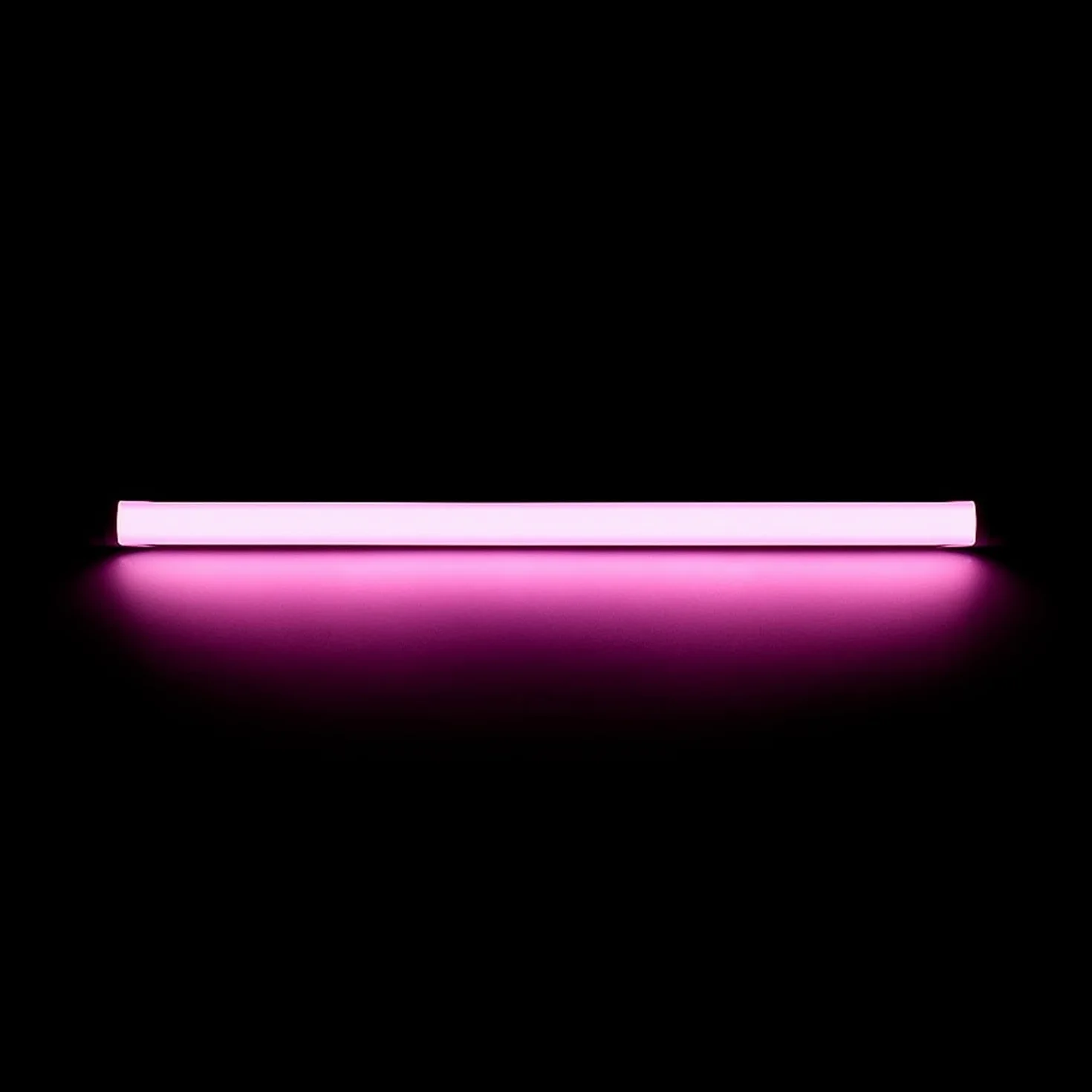 LEDKIA LIGHTING Tube LED 150cm T8 G13 24W Aluminium Spécial Boucherie Connexion Latérale 120º
