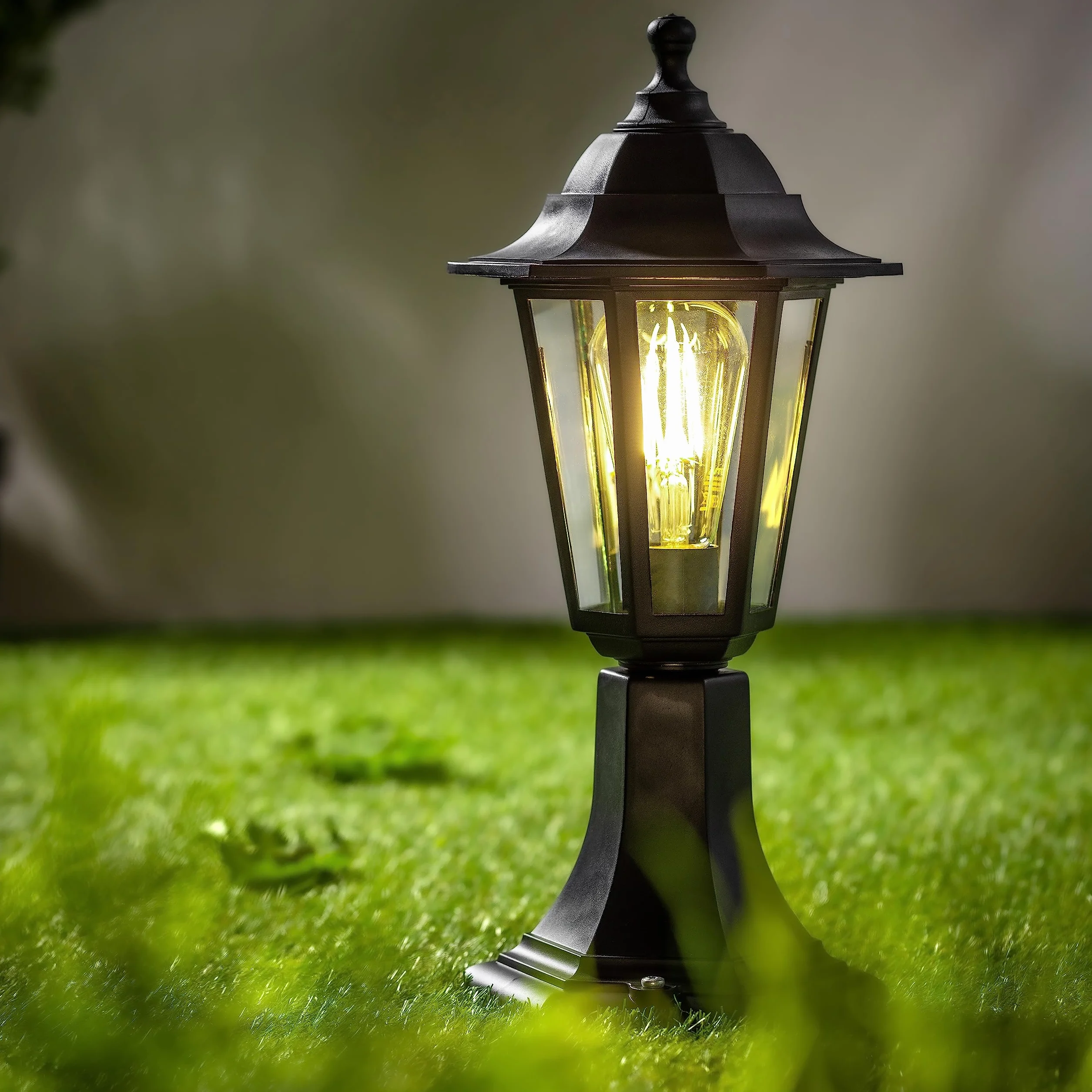 CGC Lighting latarnia ogrodowa czarna słup lampa LED na zewnątrz