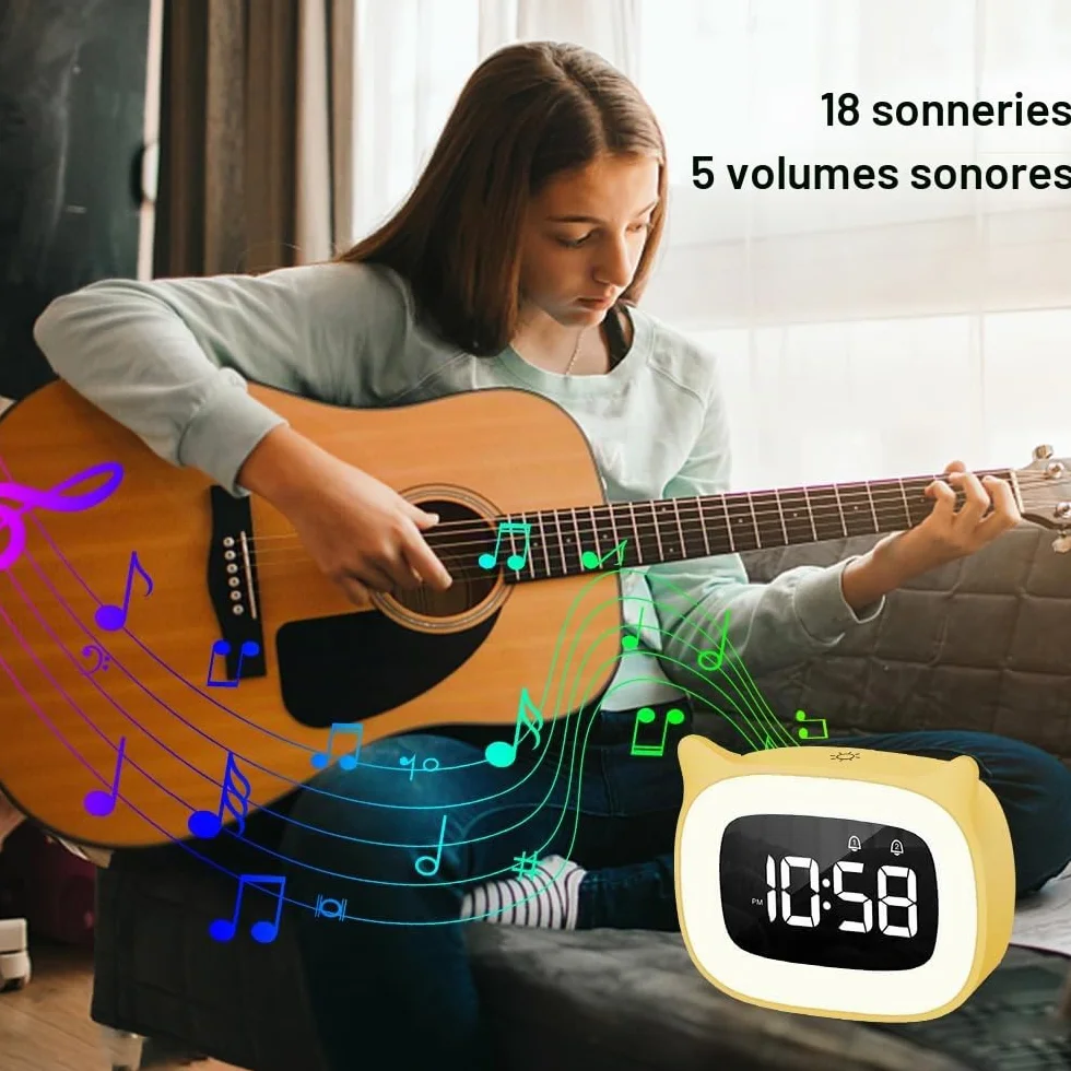 Réveil Enfant Éducatif avec Veilleuse Chat, Lampe Chevet Snooze, 5 Couleurs, 18 Musiques (Jaune)