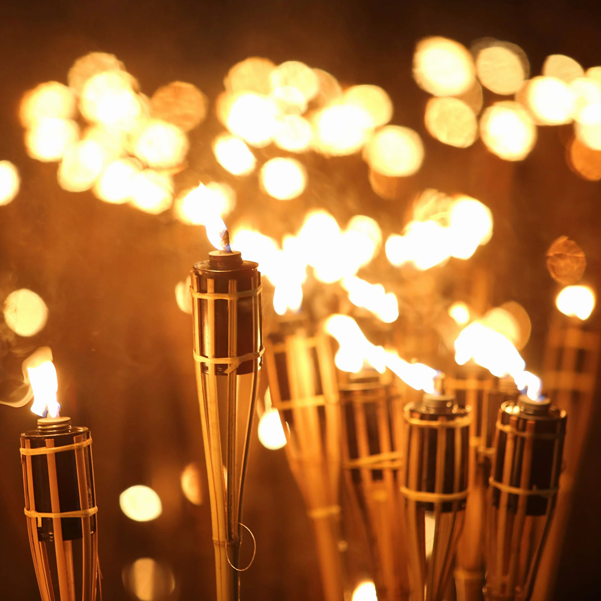 Relaxdays Lot de 40 Torches de Jardin en Bambou avec Mèche, Hauteur 90 cm, Nature