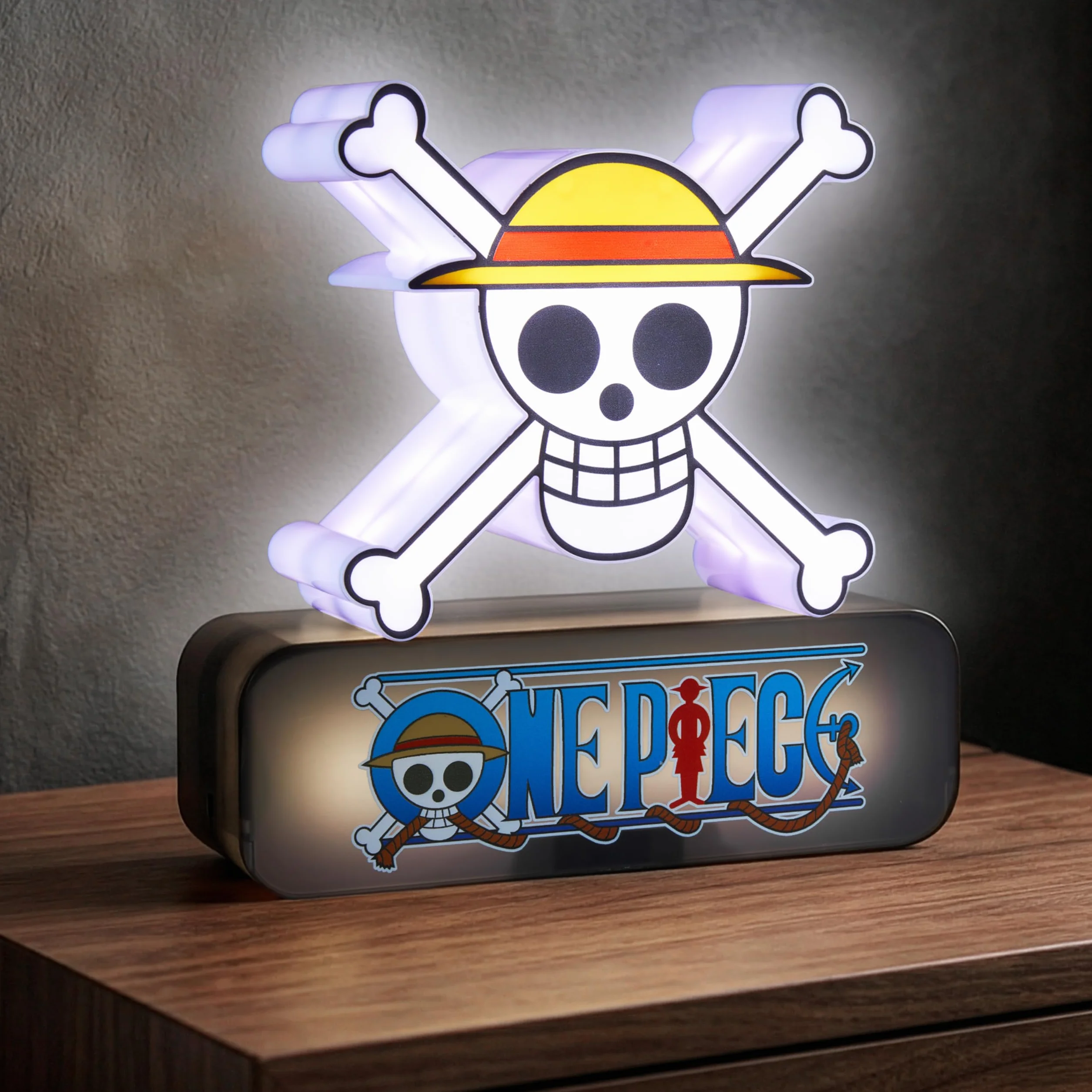 One Piece Skull 3D Lampe LED Table de Chevet 3 Niveaux Luminosité USB C Pile Figurine Manga Veilleuse