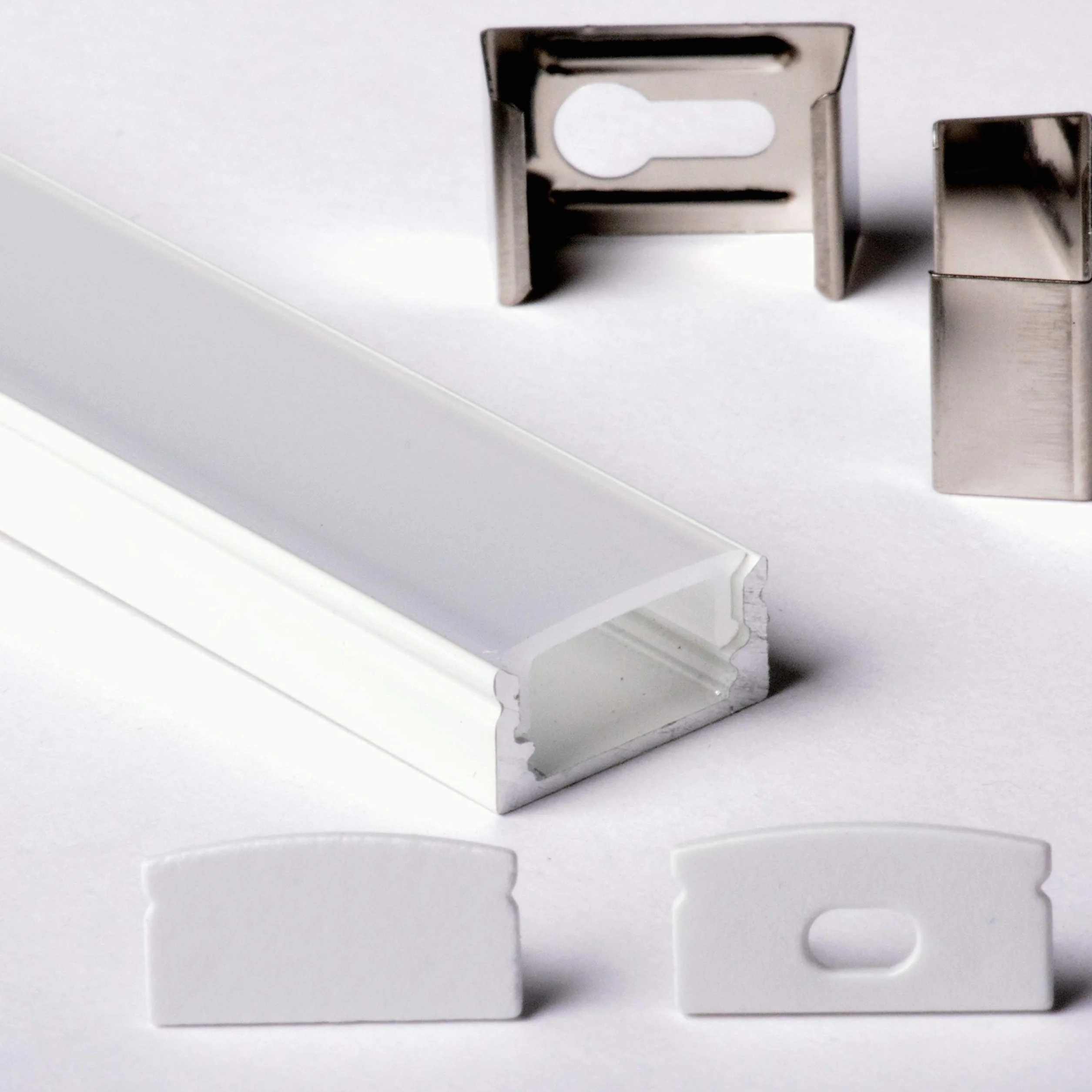 Aftertech 3m Profil Aluminium pour Bande LED Barre Rigide 3MT + Couvercle Blanc Opaque 1708