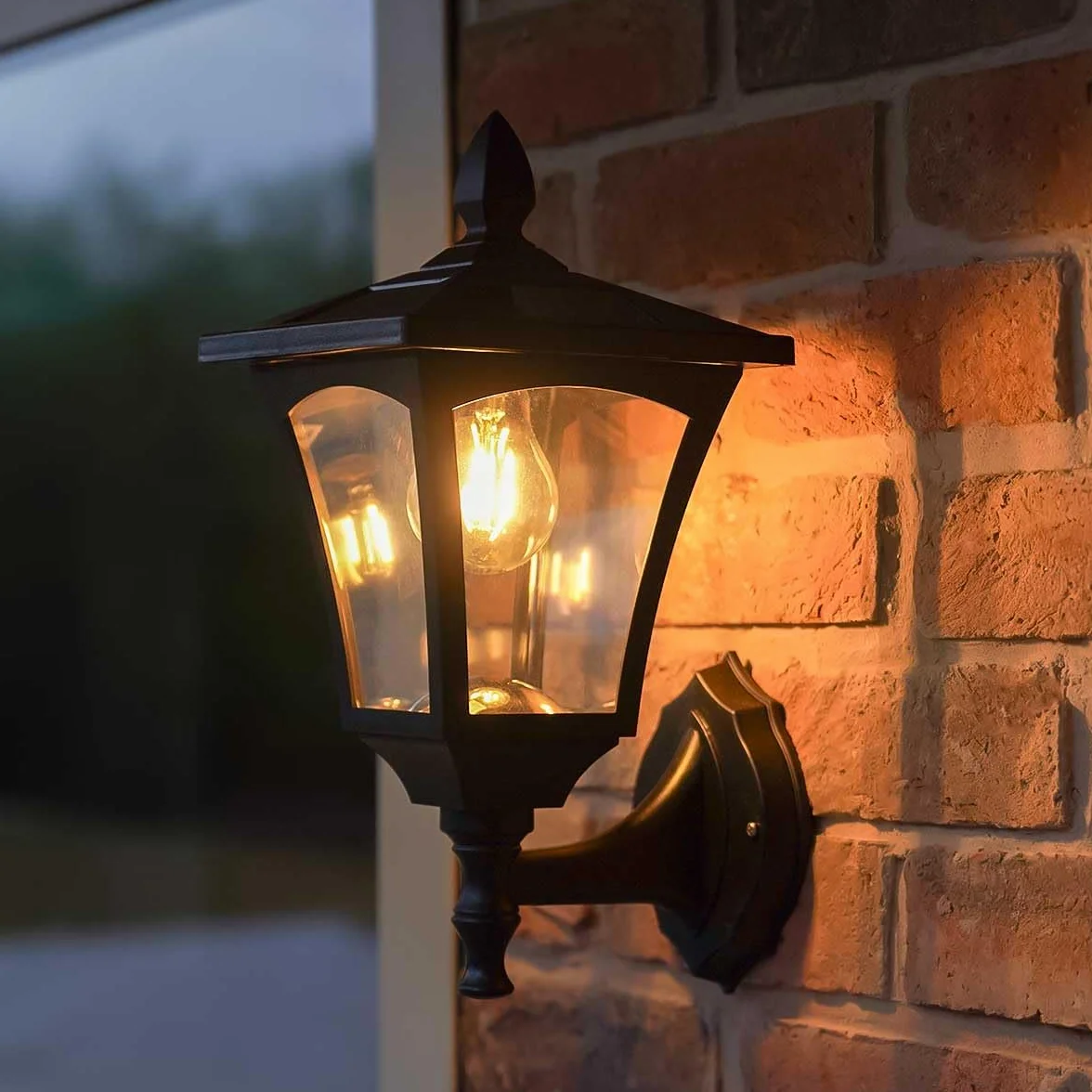 Lampadaire Solaire LED Extérieur en Aluminium Design Traditionnel Moderne Waterproof