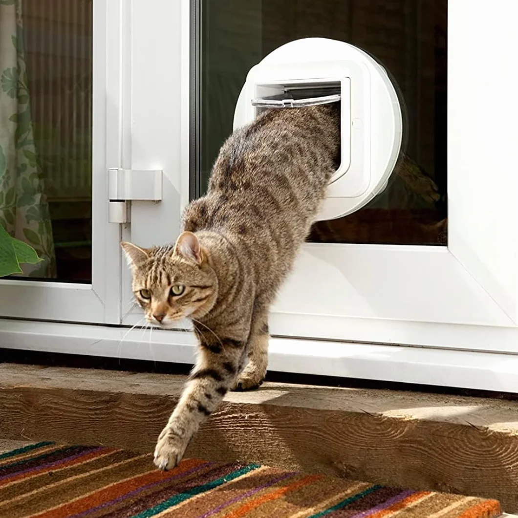SureFlap Sure PetCare Chatière à Puce électronique Compatible médaillon identification radiofréquence puces électroniques Portes fenêtres Murs Blanc