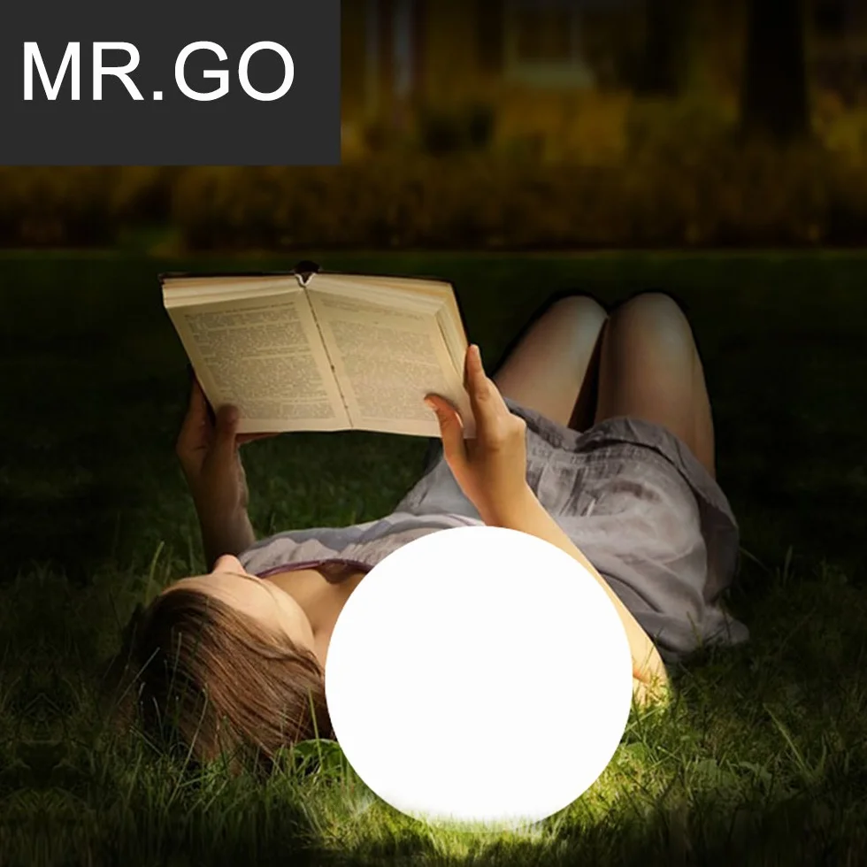 MR.GO 16" Imperméable Jardin Boule Lampe LED Changement de Couleur Rechargeable avec Télécommande 16 Couleurs
