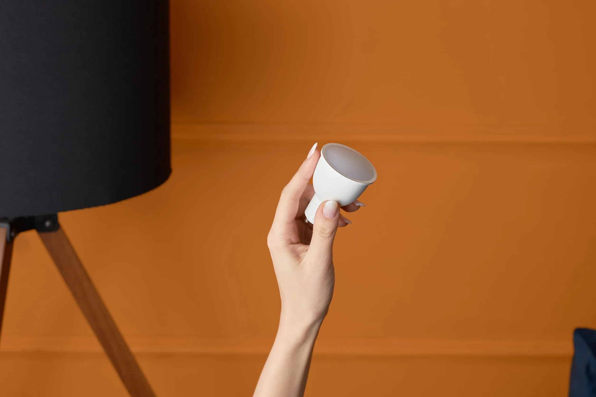 Shelly Duo GU10 Blanche Ampoule LED Wi-Fi Connectée 5W 100-240V 400lm Dimmable Blanc Chaud-Froid 2700K-6500K