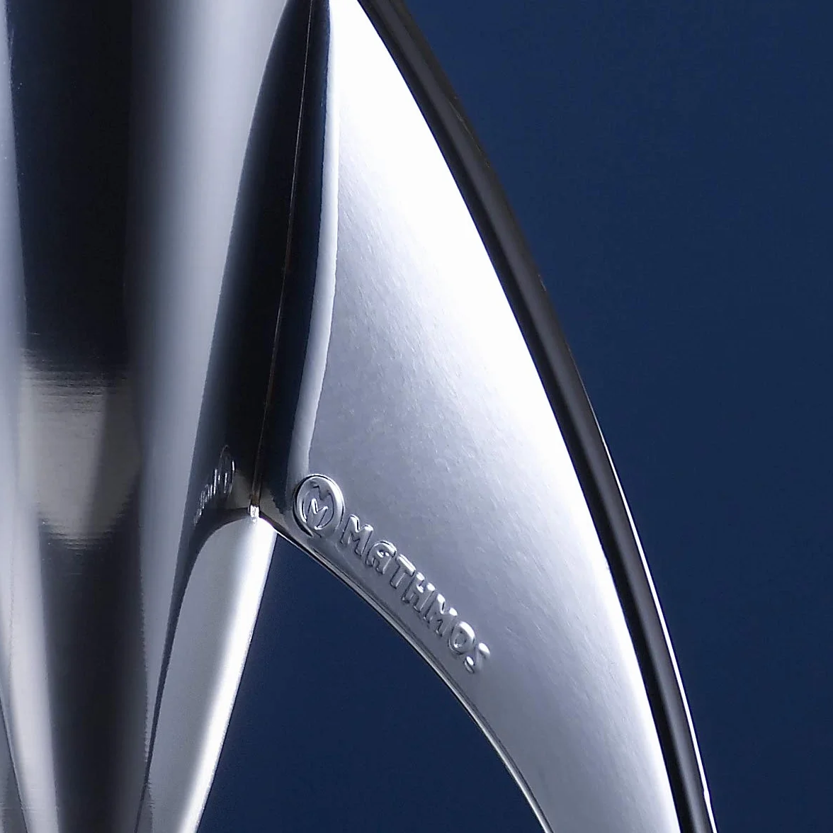 MATHMOS Lampe à lave fusée Telstar argentée bleu rose métal chromé remplie à la main Grande-Bretagne