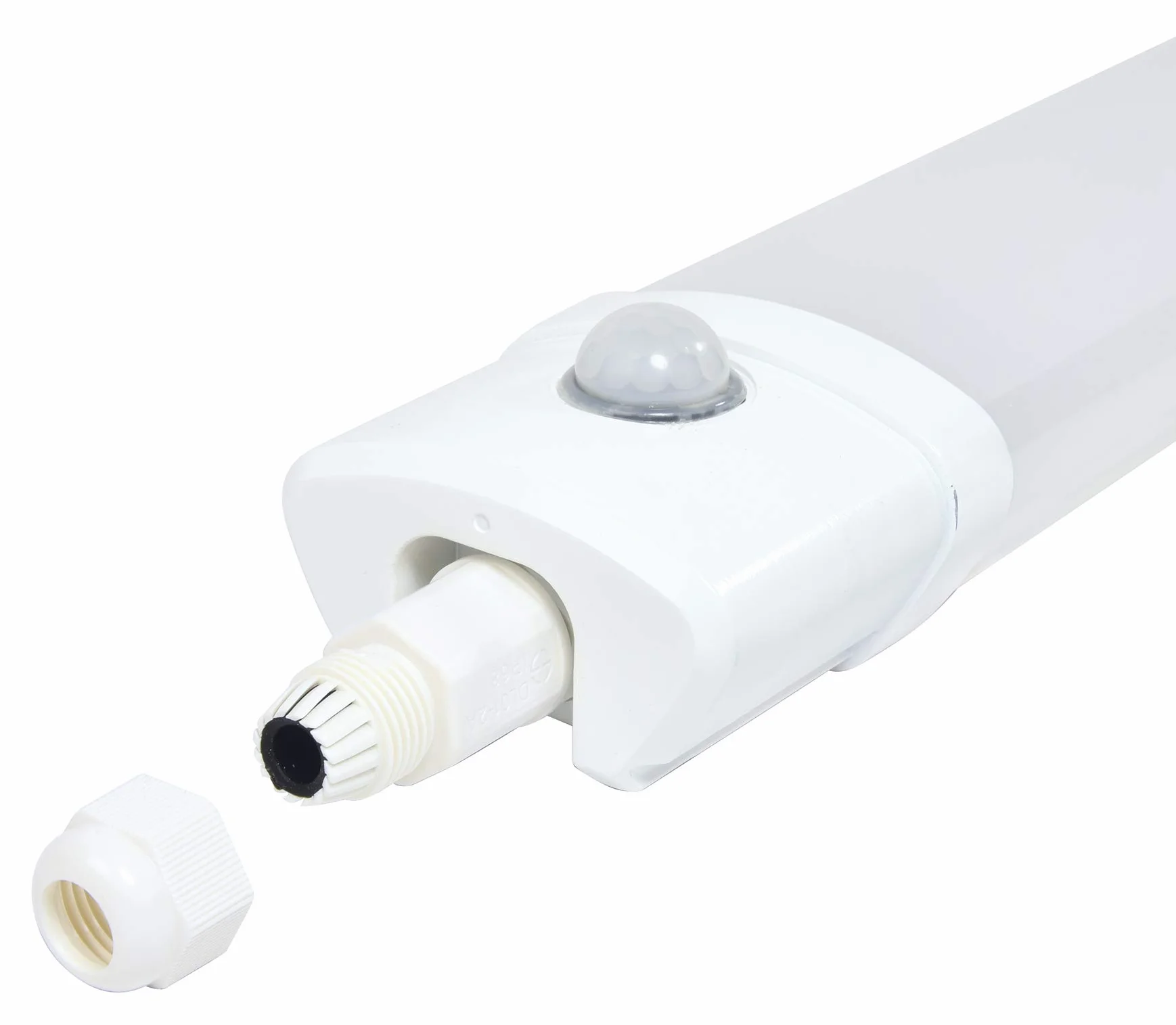 REGLETTE ETANCHE IP65 LED INTEGREE AVEC DETECTEUR 60CM 18W 1620LM CONNEXION AUTO blanc