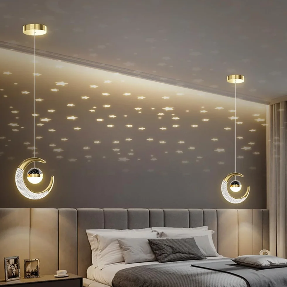 Suspension Luminaire Lune LED 10W Lustre Plafonnier Projection Étoiles Chambre Enfant Café Bar Restaurant Lumière Chaude Dorée