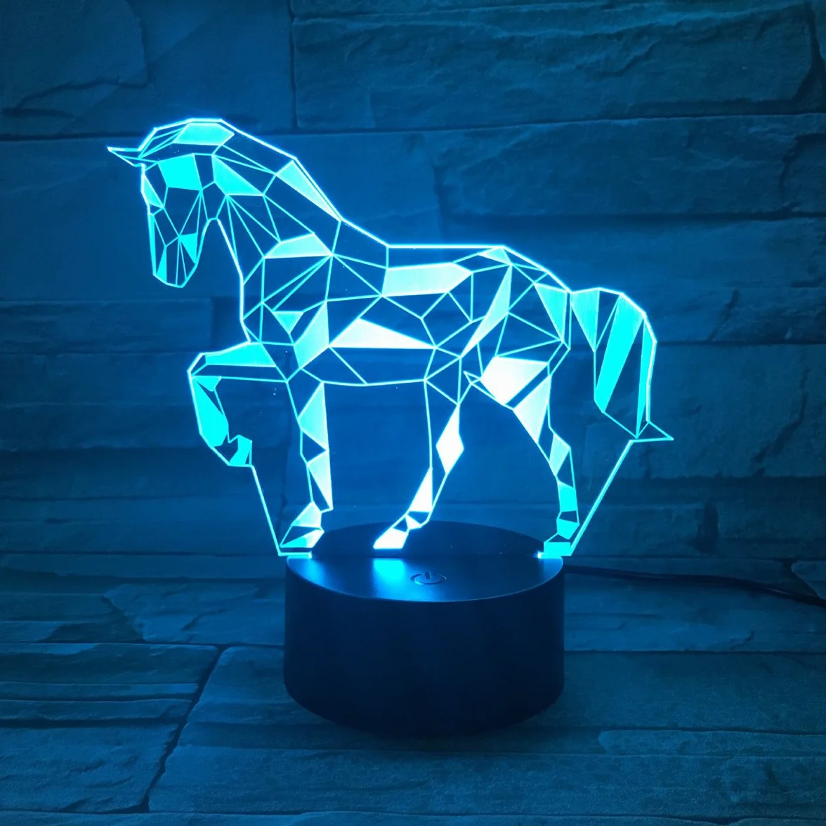 SYSIS 3D Lampe Illusion Optique LED Veilleuse 7 Couleurs Tactile avec Câble USB Cheval